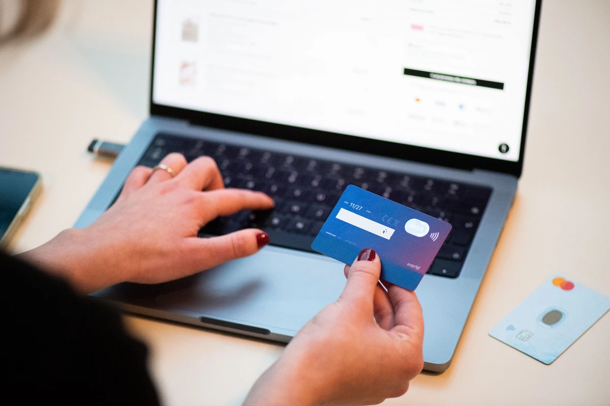 اسم کوتاه برای انلاین شاپ